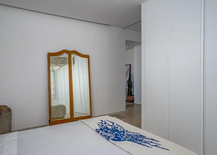 Eurosol-4 By Interhome Appartement